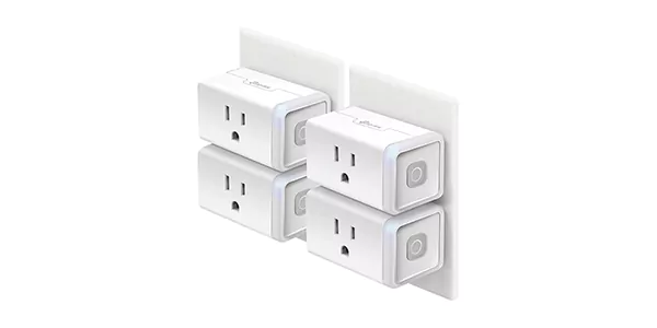 Smart WiFi plugs in wall outlets